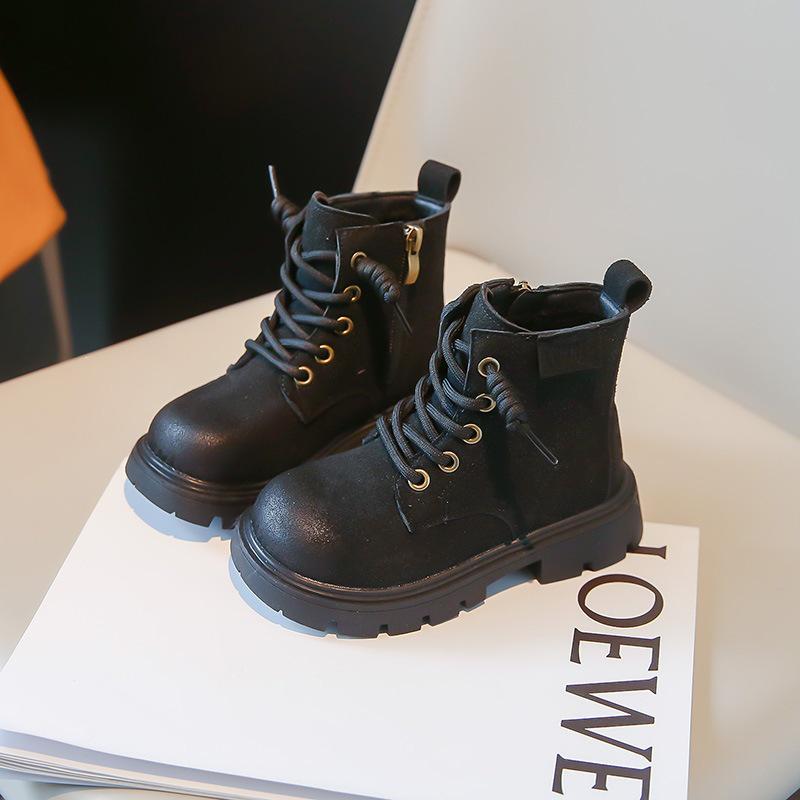 Trendy Kids' Martin Boots: Spring/Autumn 2026 Street Style for Boys & Girls