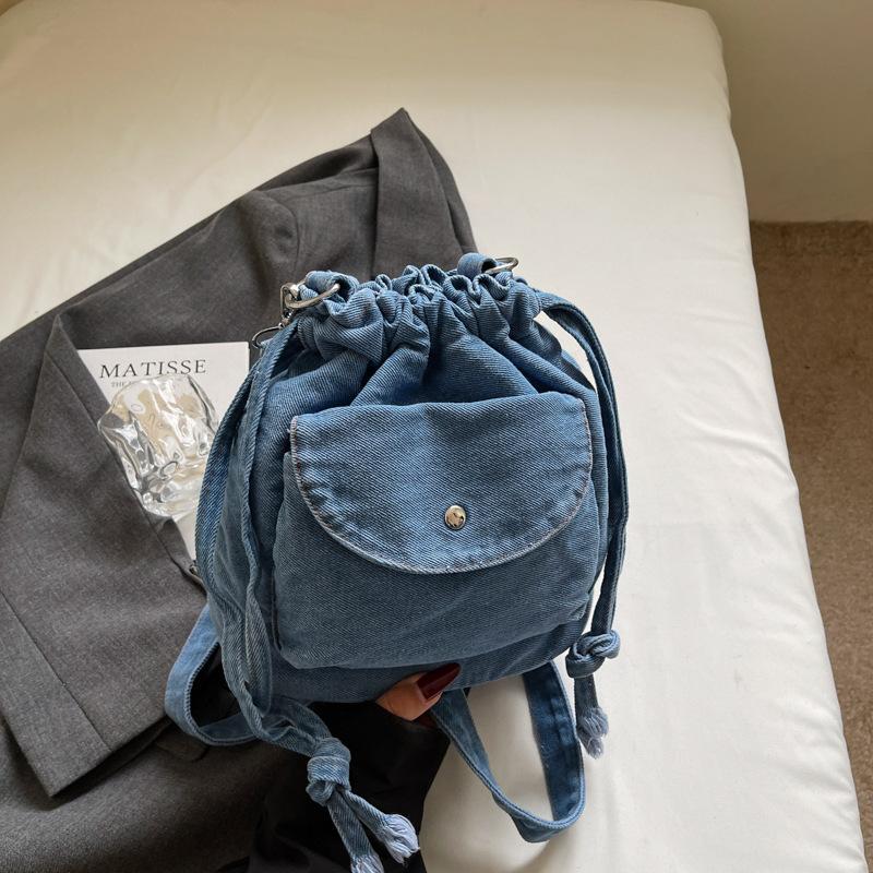 

Нишевый дизайн, повседневная простая текстура, зарубежный стиль, сумка-ведро, мода 2025, лето, новая женская наплечная сумка-мессенджер синий