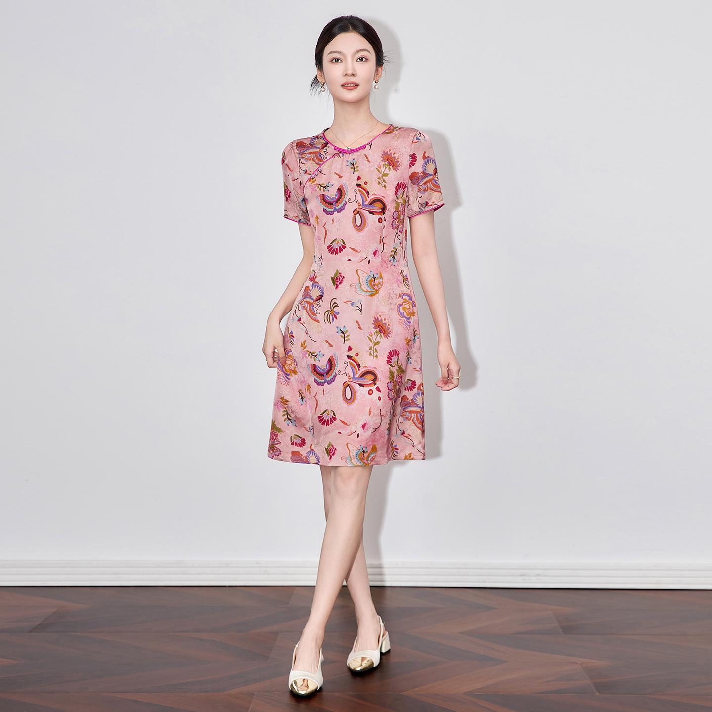 

Элегантный темпераментный ципао: Летнее приталенное жаккардовое платье Сяньюньша для женщин Extra Extra Large розовый