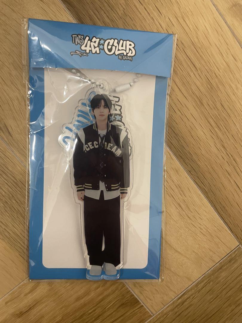 

[USED] TWS Signu Acrylic Keychain 42 Club pop up