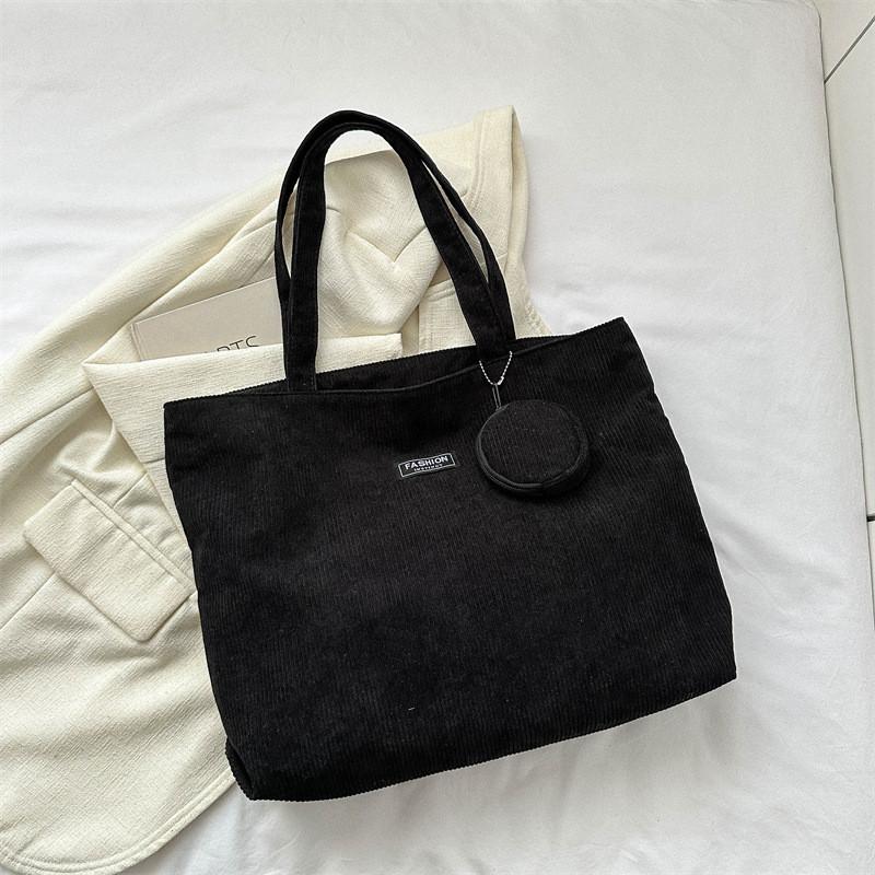 

Fashionable Large Capacity Tote Bag For Women In Black White Green And Khaki Colors For Everyday Style чёрный