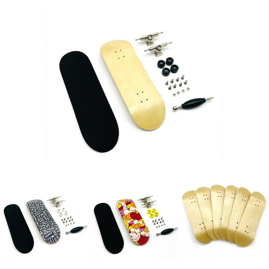 Mini Skateboard Toy Finger Skate Wooden Personality Boy Christmas Gift