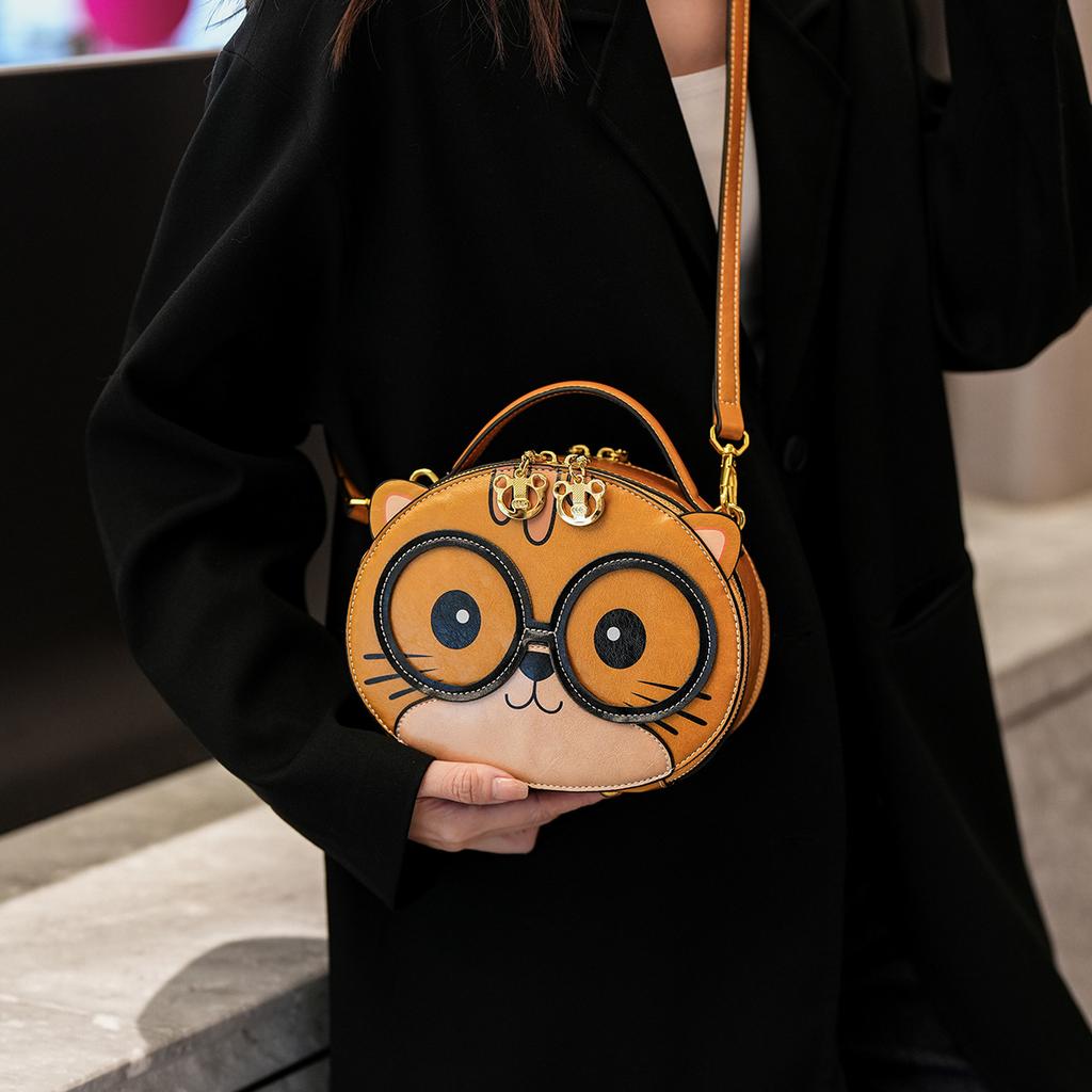 New Korean Style Fashionable Crossbody Bag, Simple and Versatile, Single Shoulder Bag, Cartoon Handheld Small Round Bag