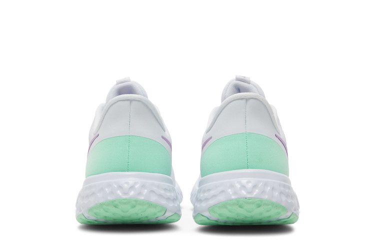 Nike Wmns Revolution 5 'White Green Glow Violet'