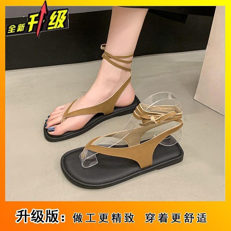 

French toe sandals women s niche leisure vacation wind beach sandals women s flat sandals 2025 summer new 40