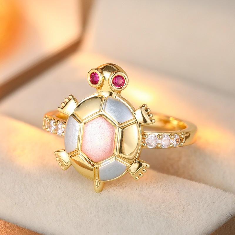 Dazzling Inlaid Purple White CZ Tortoise Women's Ring Trendy Gold Color Hand Carving Daily Wear Party Jewelry Anniversary Gift