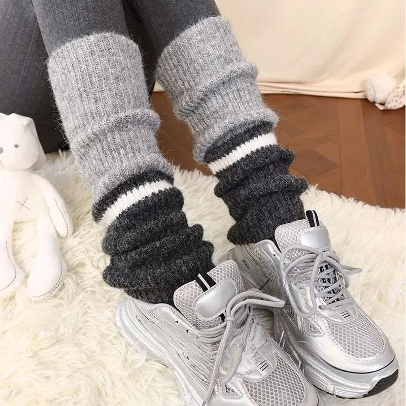 

Grey Cotton Sock Set for Women Autumn and Winter Color Blocked Wool Pile Sock Set Contrasting Color Knitted Maillard Sock Set One Size