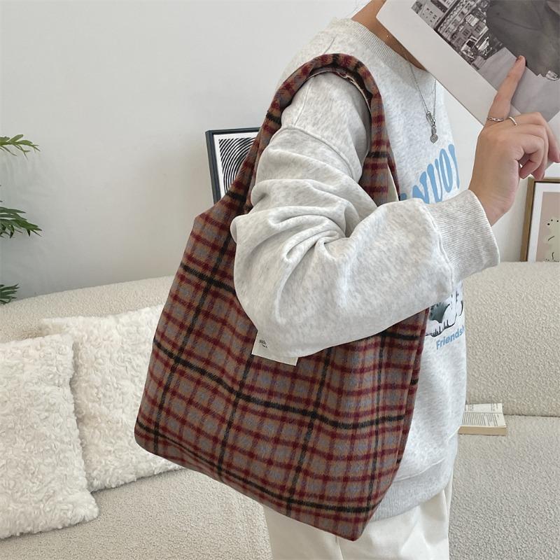 2 fashionable versatile woolen retro plaid shoulder cloth bag women's casual autumn and winter portable commuter vest bag