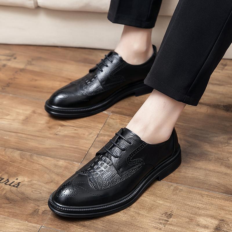 Fashion Men's Formal Leather Shoes Classic Retro Design Style Party Outdoor Wedding Leisure Business Walking Men's Hot Sales Shoes 38-45