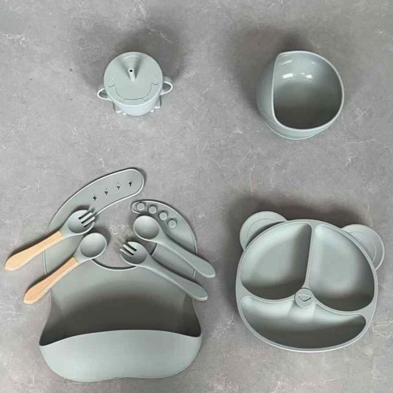 8-Piece Silicone Baby Tableware Set: Suction Cup Plate & Bowl for Baby Meals