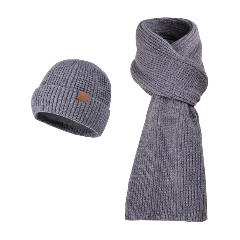 Winter hat, scarf, two-piece set, men's outdoor cold-proof and warm wool hat, big head circumference, ear protector, muff, knitted hat.