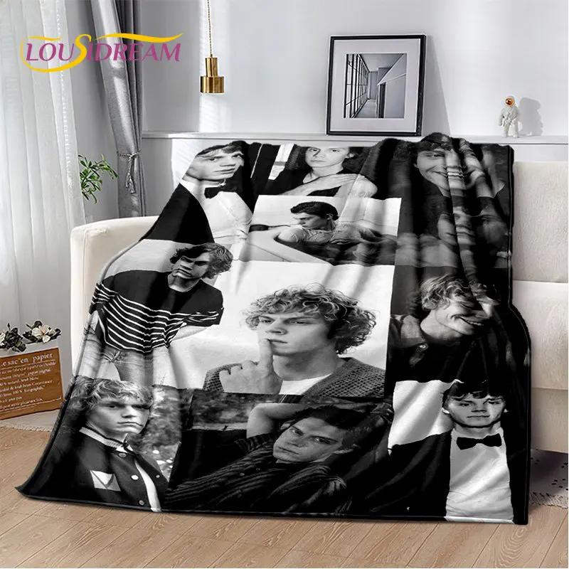 Movie Tv Actor Cute Evan Peters Soft Plush Blanket,Flannel Blanket Throw Blanket For Living Room Bedroom Bed Sofa Picnic Cover