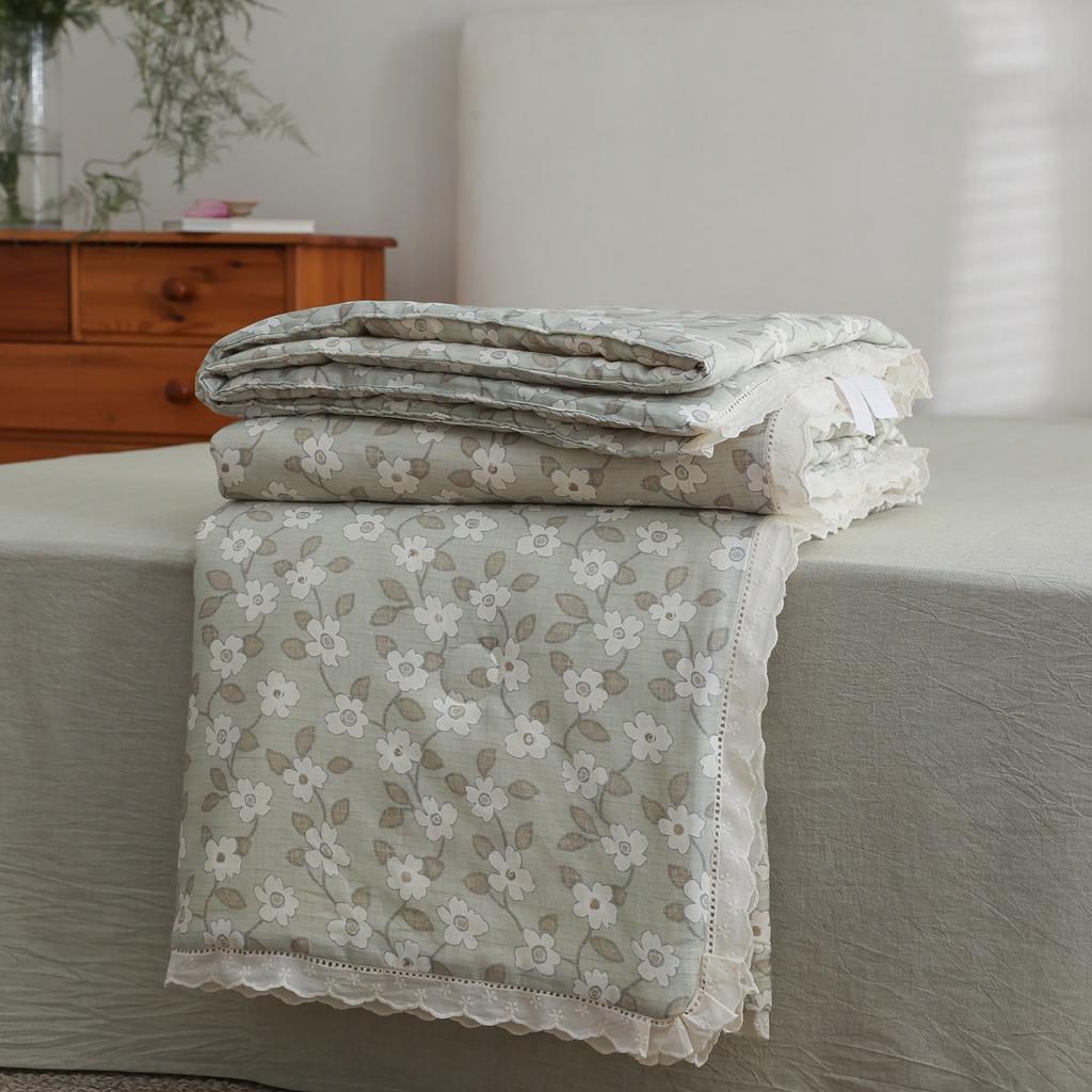 2026 New Lace Style Cotton Double-layer Yarn Soybean Fiber Summer Quilt