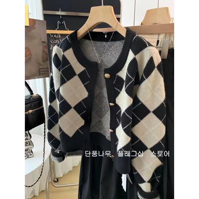 Rhombus Sweater Jacket for Women Autumn New Gentle Style Retro All-match Contrasting Color Knitted Cardigan Short Top