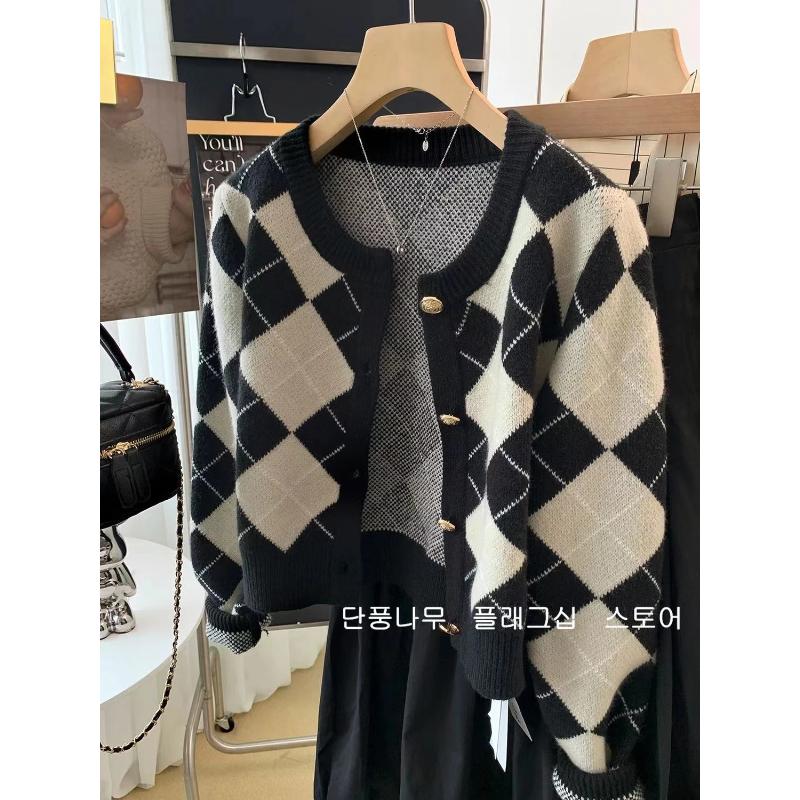 Rhombus Sweater Jacket for Women Autumn New Gentle Style Retro All-match Contrasting Color Knitted Cardigan Short Top