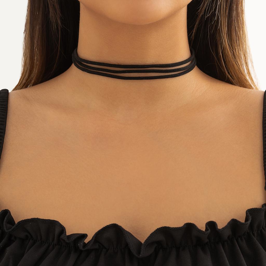 Chunky Black Flannelette With Big Heart Pendants Necklaces for Women Trendy Short Choker Collar 2026 Fashion Jewelry Accessories