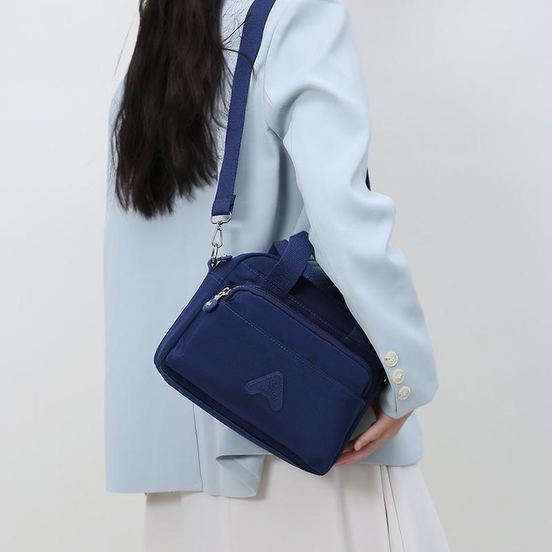 Women's Bag Large Capacity Nylon Mother Handbag Lightweight Shoulder Crossbody Bag