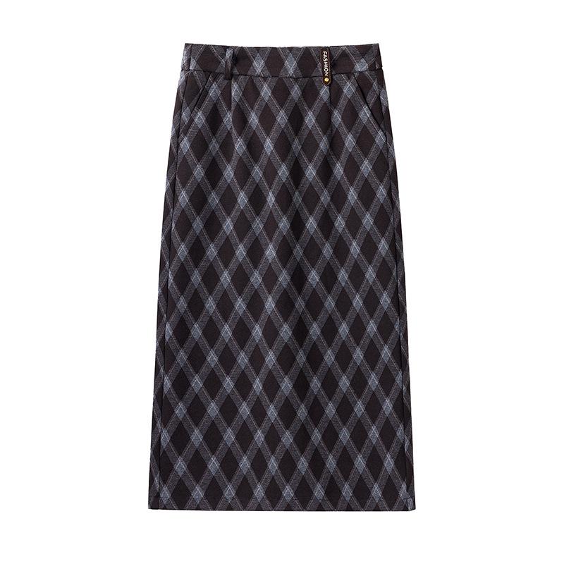 Women's Plaid Wool Hip-Hugging Half Skirt with Elastic Waist and Back Slit, 2025 Winter Collection