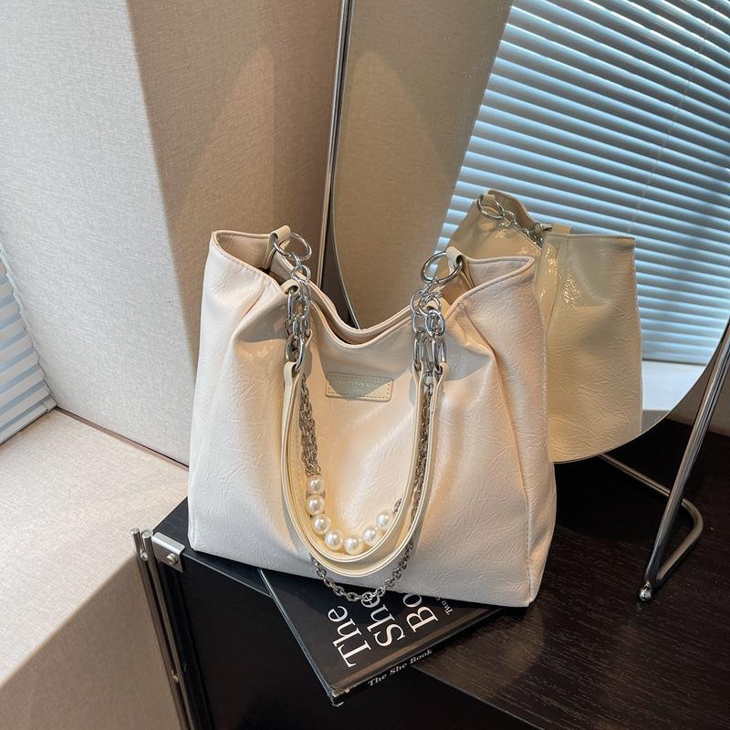 

Large-capacity bag women s summer versatile new simple shoulder bag leisure chain commuter tote bag белый