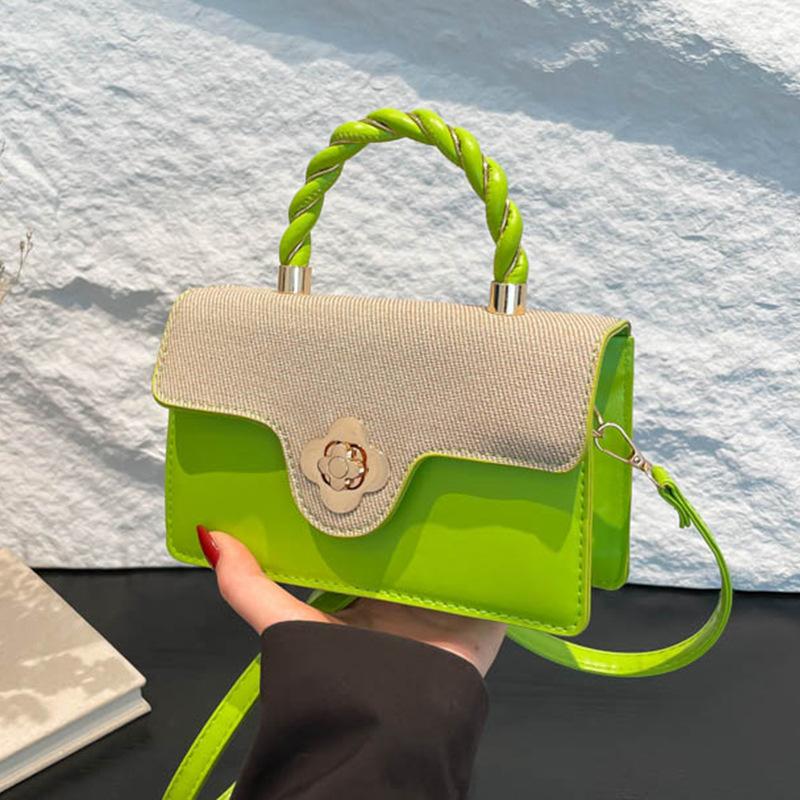 Popular small bag women 2025 new fashion retro messenger bag matte portable small square bag