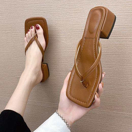 Middle heel toe lazy sandals casual sandals 2025 winter new square head Internet celebrity simple versatile flip-flops women