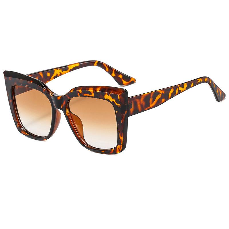 

French Oversized Sunglasses Fashion Viral Cat Eye Design Streetwear Uv400 Protection Sunglasses For Women 3558