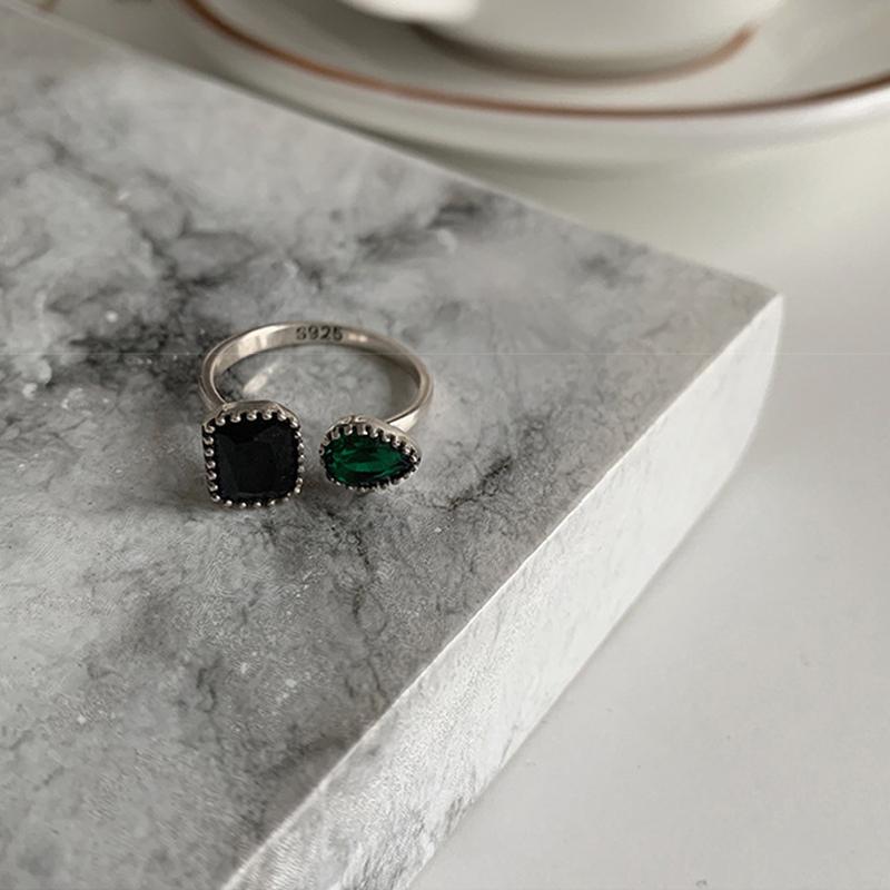copper plated Ring for Women Girl Gift Blace Stone Crystal Glaze Retro Punk Open Jewellery Dropship High Quality