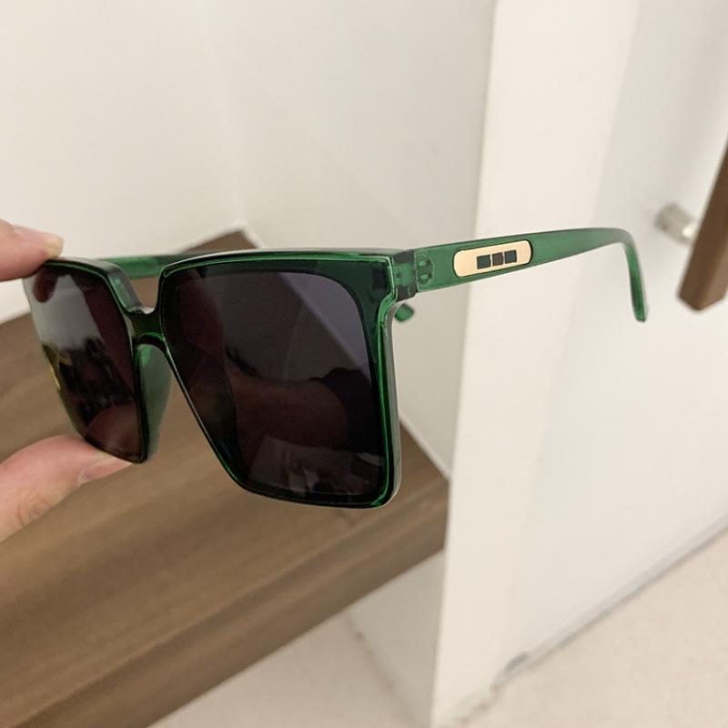 Vintage Big Frame Square Sunglasses Women Retro Fashion Oversized Gradient Black Mirror Sun Glasses for Female