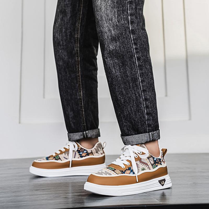 Men's Fashion Casual Low Top Skateboarding Shoes Boys Comfortable Sneakers Male Students Trending Soft Sole Classic Breathable Gym Non-slip