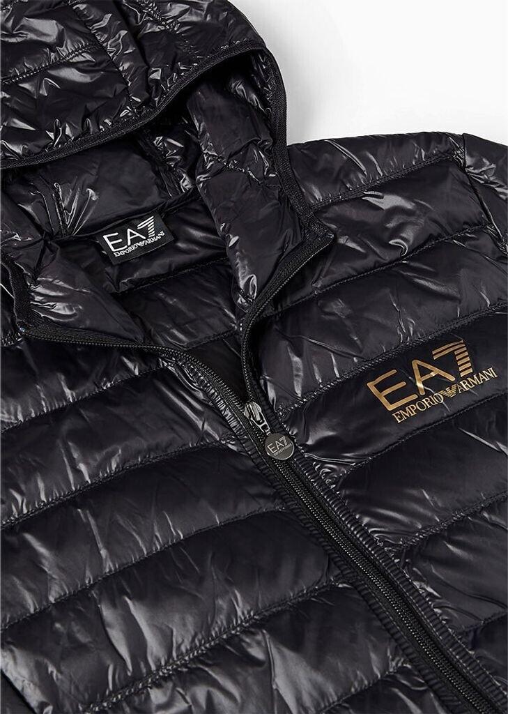Зимняя куртка Emporio Armani Packable Down Jacket Core Identity (8NPB24-PNGPZ) черный/золотой