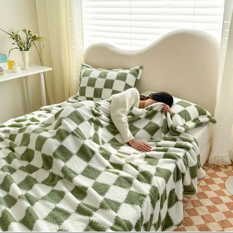 Retro Chessboard PLaid Fluffy Blanket Warm Soft Comfortable Blanket, Nap Blanket, Leg Blanket Bed Cover Blanket