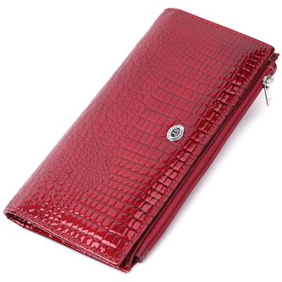 Bright Patent Leather Wallet with a Reptile Texture Made of Genuine Leather ST Leather 22715 Red