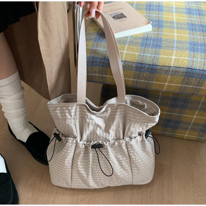 Relaxed Chic Tote Bag, Korean Plaid Drawstring Shoulder Bag, Soft Ruched Fabric With Large Capacity, Women Casual Shopping Bag