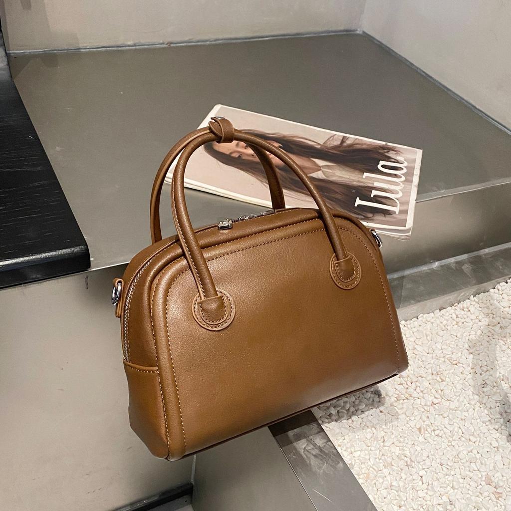 Cowhide Single Shoulder Women's Bag Compartment Single Shoulder Crossbody Women's Fashion Trend Simple and Practical Shell Bag