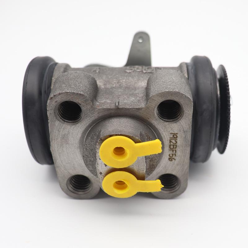 Isuzu Qingling 700P 4HK1 Front and Rear Brake Wheel Cylinder Pump