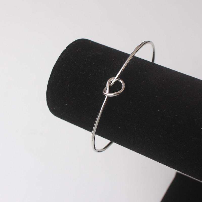 

New Open Cuff Women s Bangles Gold Color Kont Design Bracelets on Hand Punk Personality Metal Bangles Hand Decoration Wholesale