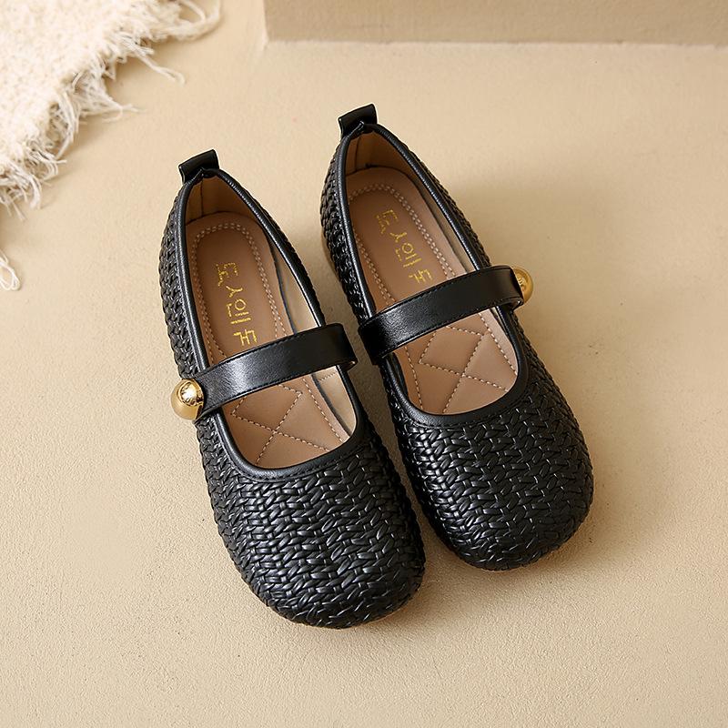 Fashion Mary Jane single shoes women's 2025 spring and autumn new versatile flat bottom shallow mouth single shoes Doudou shoes