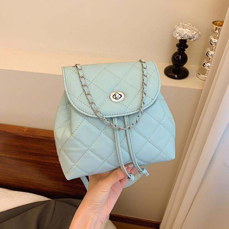 

Рюкзак Женский Мода 2025 Новый Нишевый Дизайн Цепочка Сумка Маленький Серебристый Премиум Женский Белый Рюкзак синий