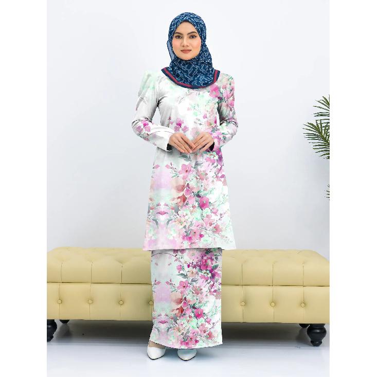 Fashion traditional clothing full body print rendering floral Kulang Pahang ladies Muslim suit comfortable and elegant ladies two piece suit