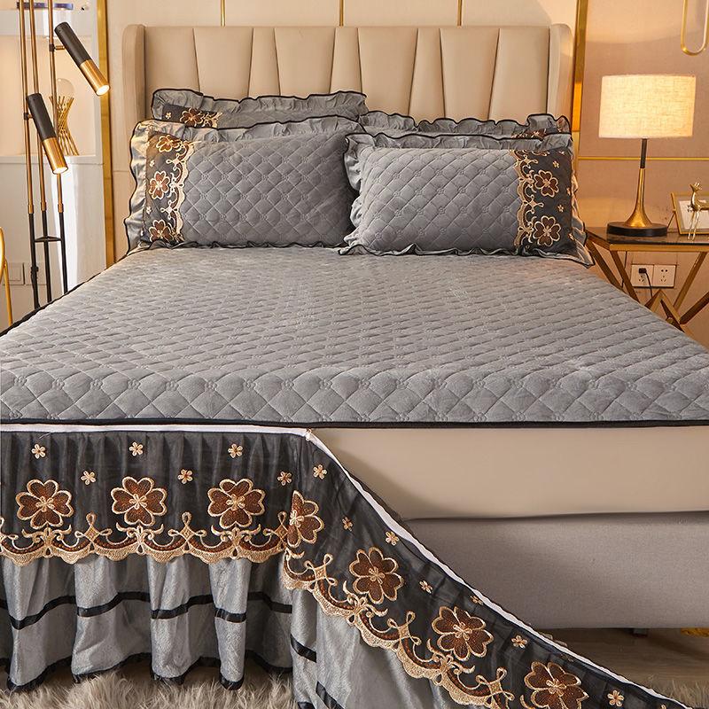 Luxury Euro Crystal Velvet Gold Lace Ruffles Quilted Zipper Removable Bed Skirt Mattress Cover Bedspread Pillowcases Bedding Set