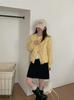Yu Yannian's new fashionable and light white duck down jacket women's short round neck small thin jacket