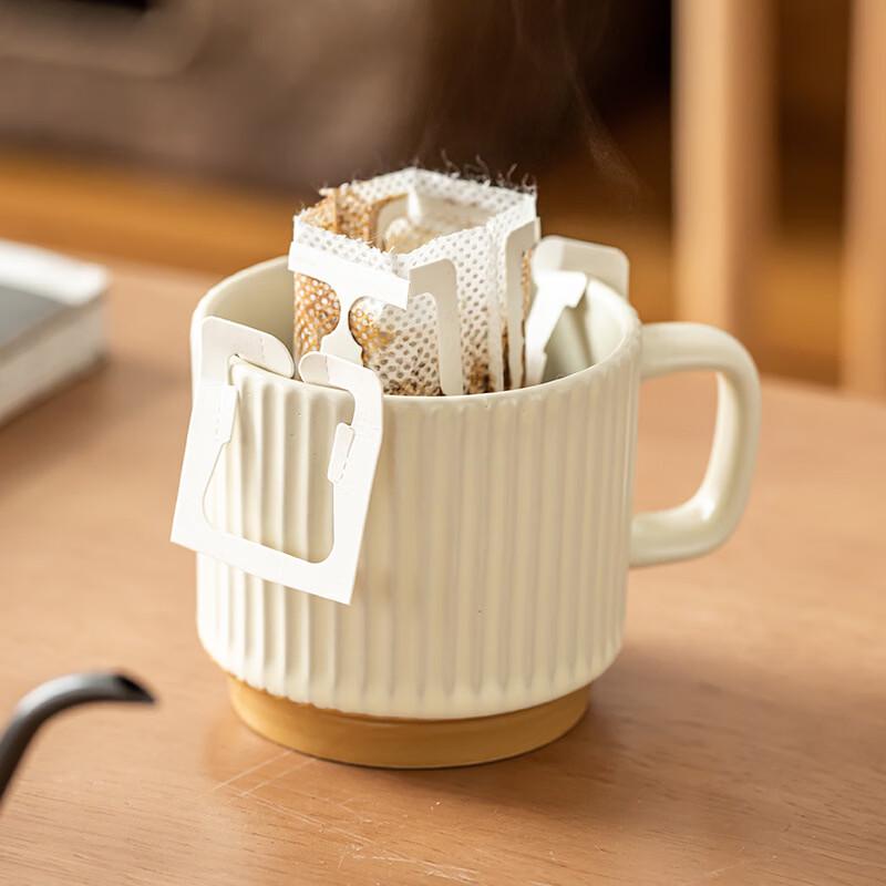 OLOEY Vintage Embossed Ceramic Mug