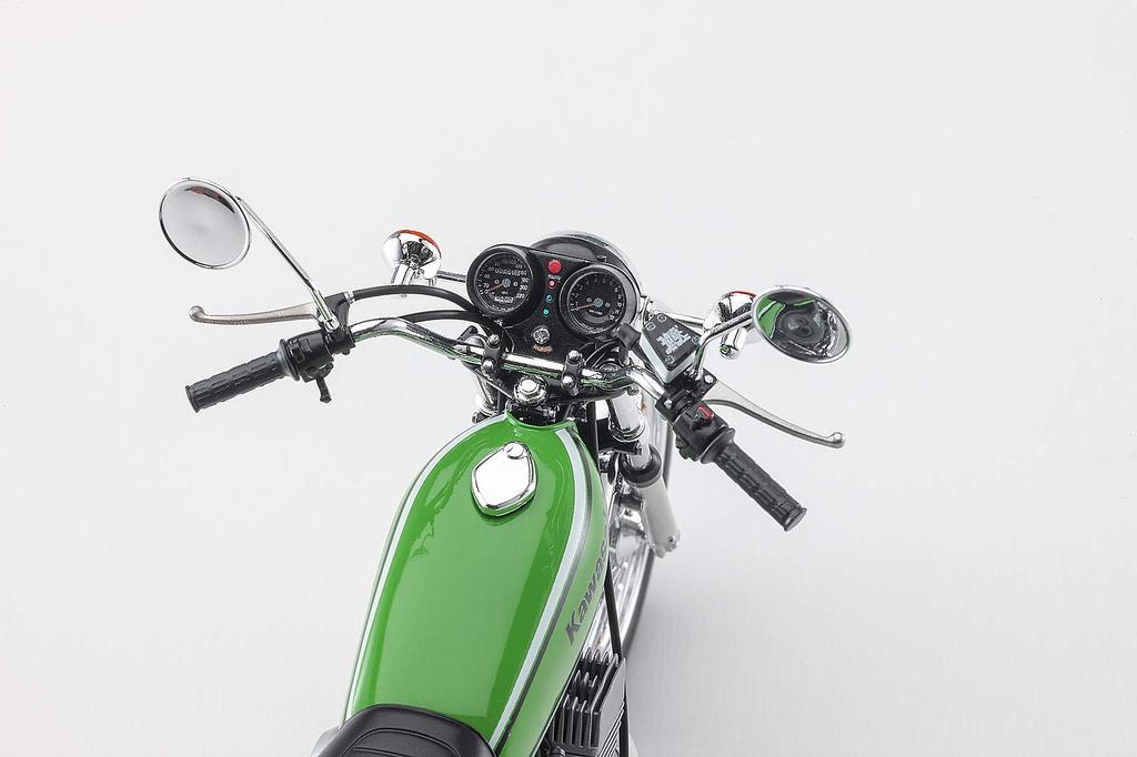 Plastikový model motocyklu Kawasaki BK6 řady Hasegawa v měřítku 1:12, KH400-A7.