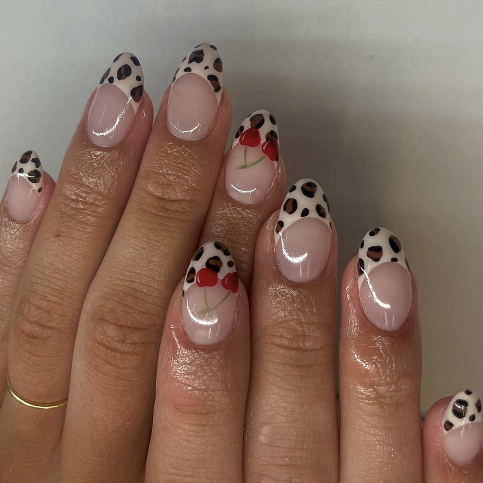 

24 штуки леопардовый принт вишни короткий французский миндалевидный накладной ноготь для женщин нейл-арт искусственный ноготь клей на ноготь маникюр