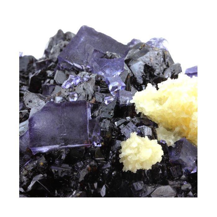 Pierres et Minéraux. Fluorite + Sphalerite + Baryte. 6421.5 ct. Elmwood mine, Tennessee, USA.