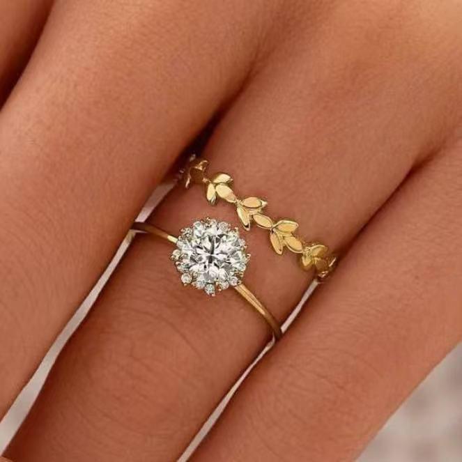 18K Gold Plated Rhinestone Snowflake Ring: European American Simulated Diamond Couple Rings
