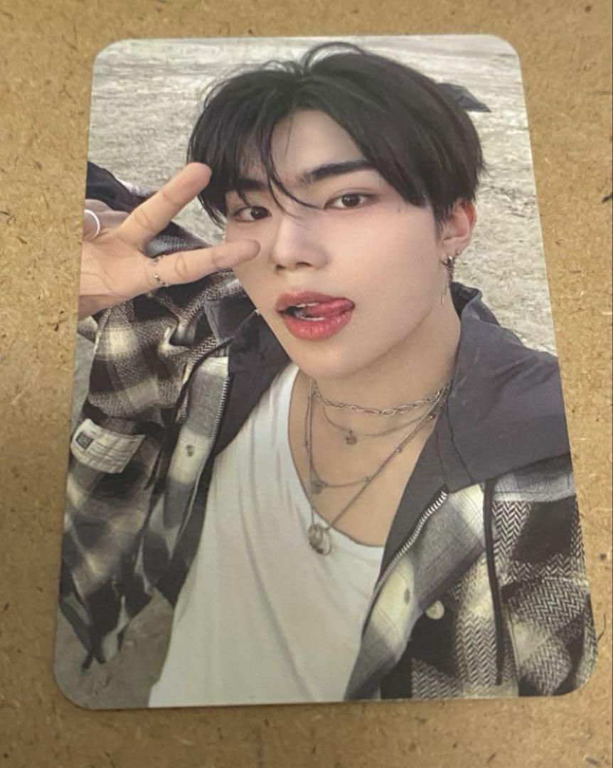 

[USED] ZB1 Official Sanok Blue Paradise Go-Nuk Trading Card