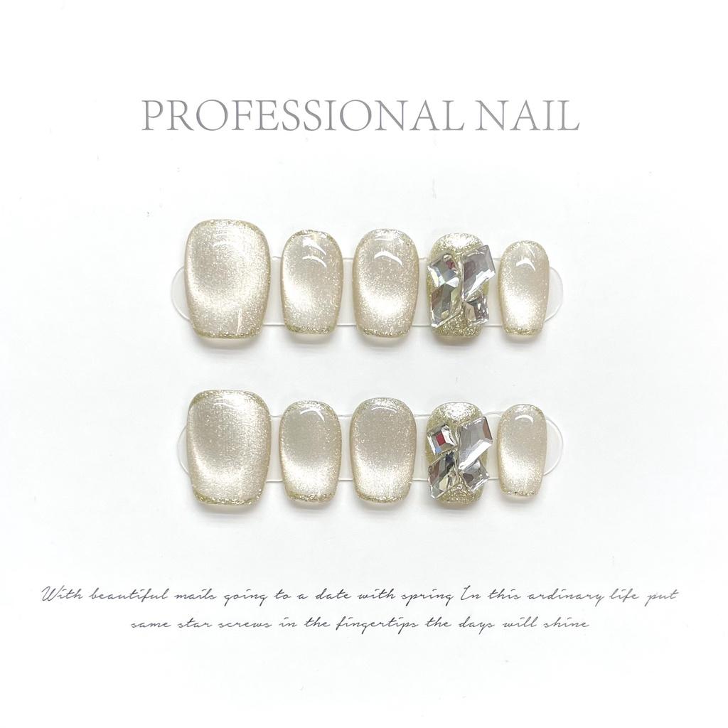100% HANDGEFERTIGTES Falsches Nagelset mit Kleber Klare Glasperle Katzenauge Kurzer Stil mit Diamanten Phototherapie-Nägel Wiederverwendbare und Abnehmbare Nägel