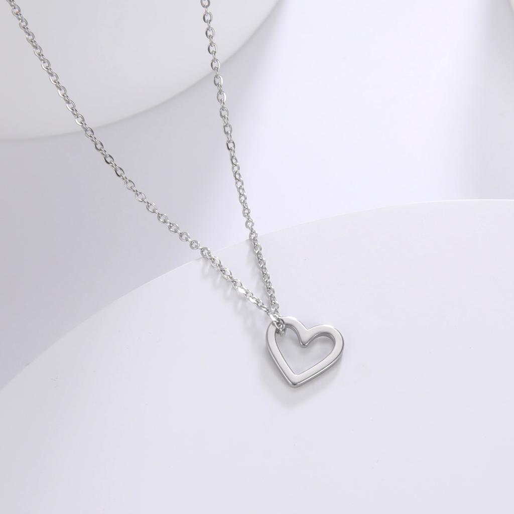 Ciondolo Cuore d'Amore Vuoto Collana in Acciaio Inossidabile Tre Modelli Gioielleria Minimalista Per San Valentino