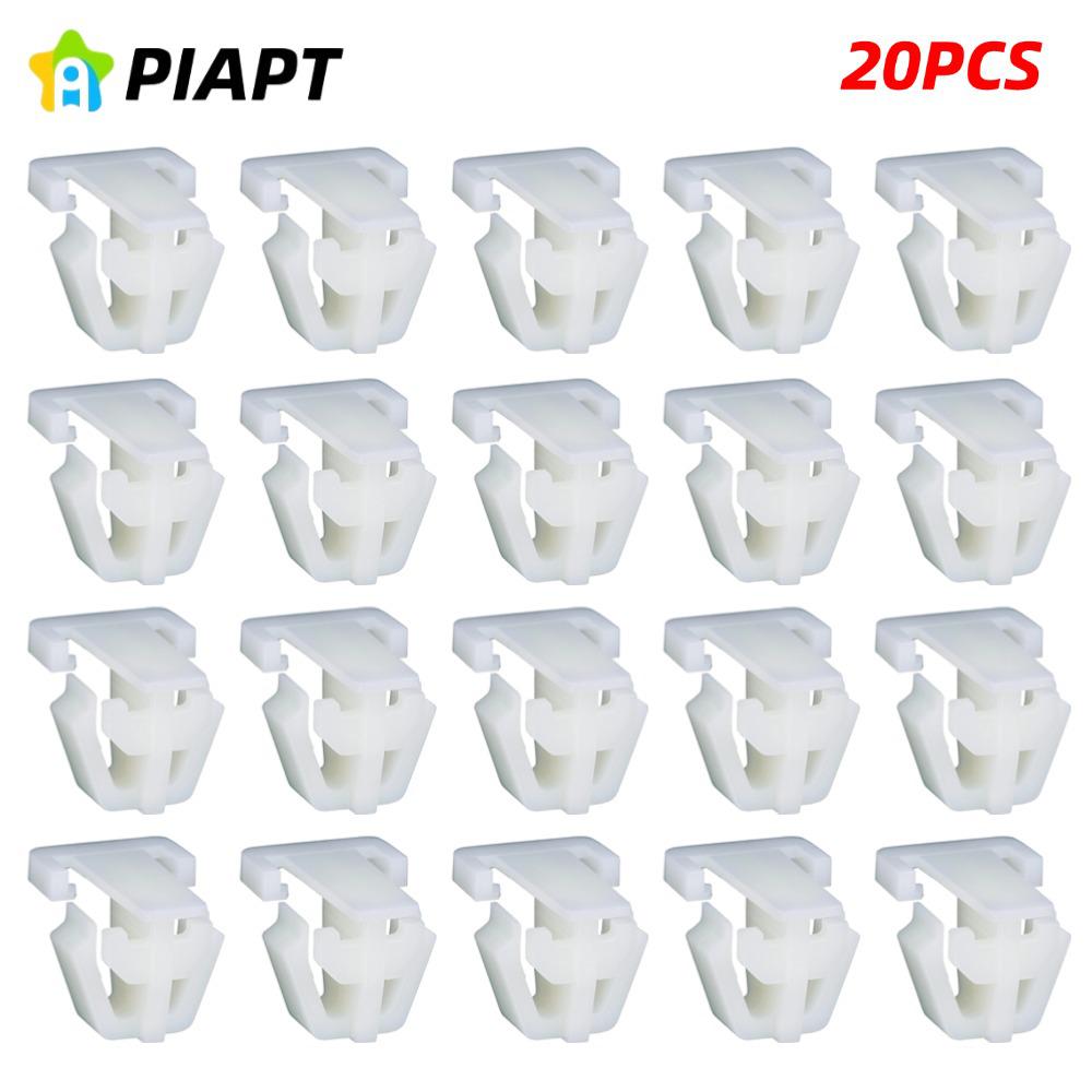 Honda CR-V, Civic, Odyssey, Pilot Side Molding Clip 75305-SCA-E00